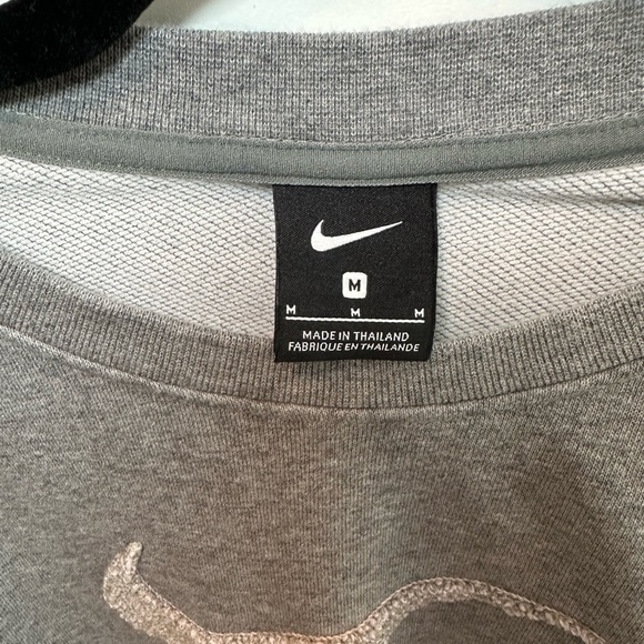 Grey Cropped Nike Sweatshirt - Picture 2 of 3